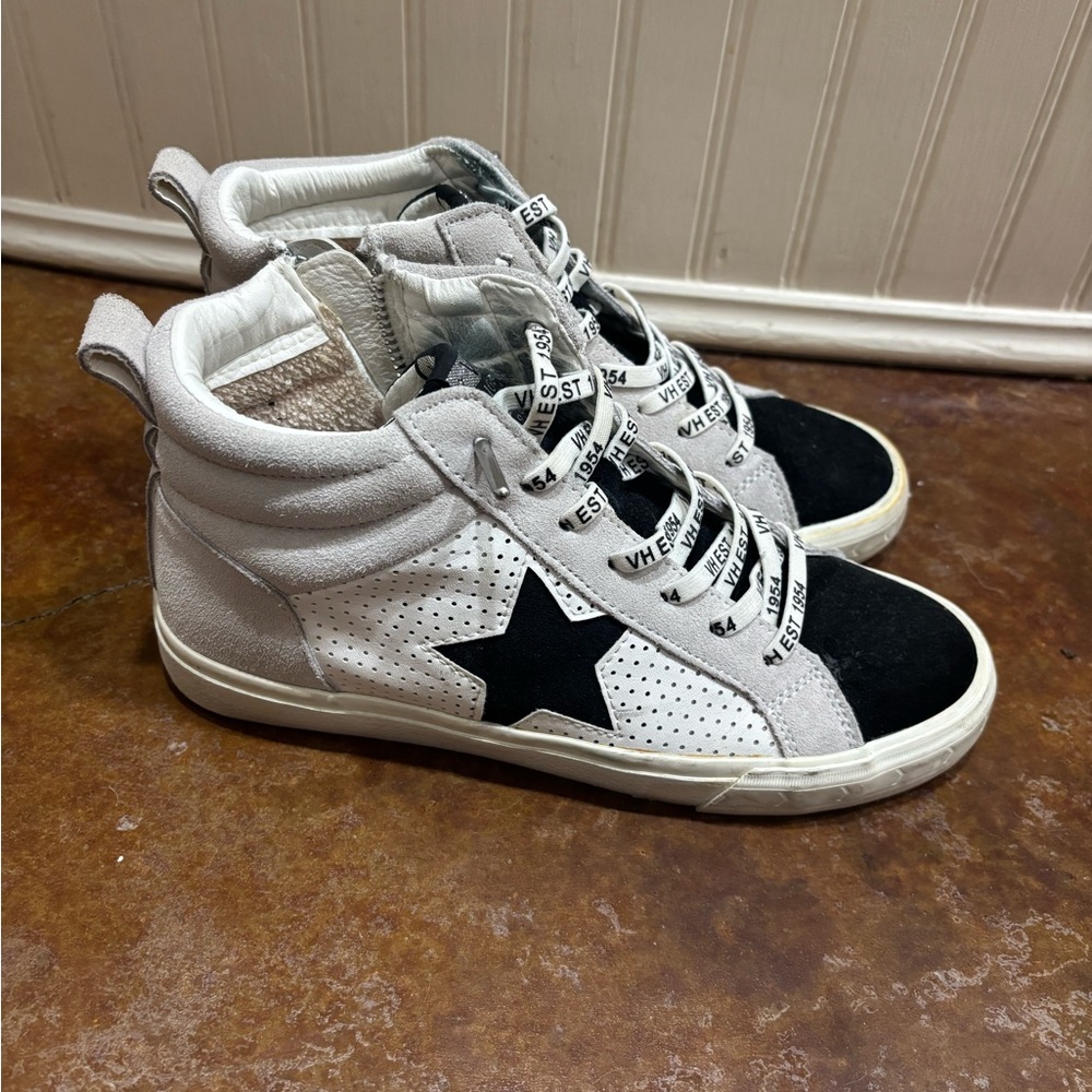 Vintage Havana high top sneakers